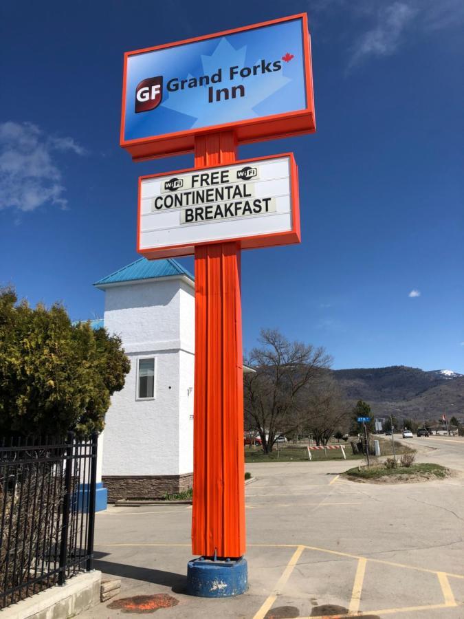 Grand Forks Inn Exteriör bild